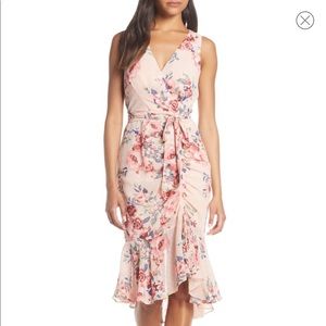 Eliza J Nordstrom Women’s Size 6P Floral Dress NWT